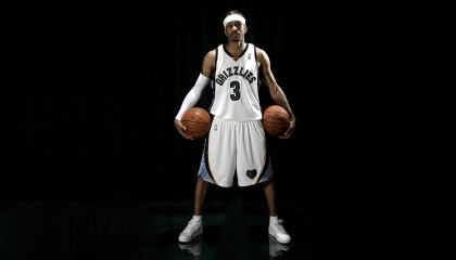 阿尔卡拉斯逆转德约科维奇 温网新王诞生创历史