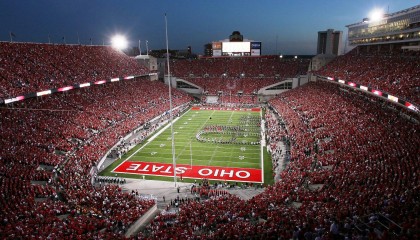 佩蒂特专访畅谈兵工厂前景，阵容深度今非昔比，坚信阿森纳本赛季终将捧起重要桂冠