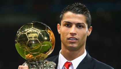 格伊转会利物浦意外搁浅 水晶宫内部确认球员暂不发声