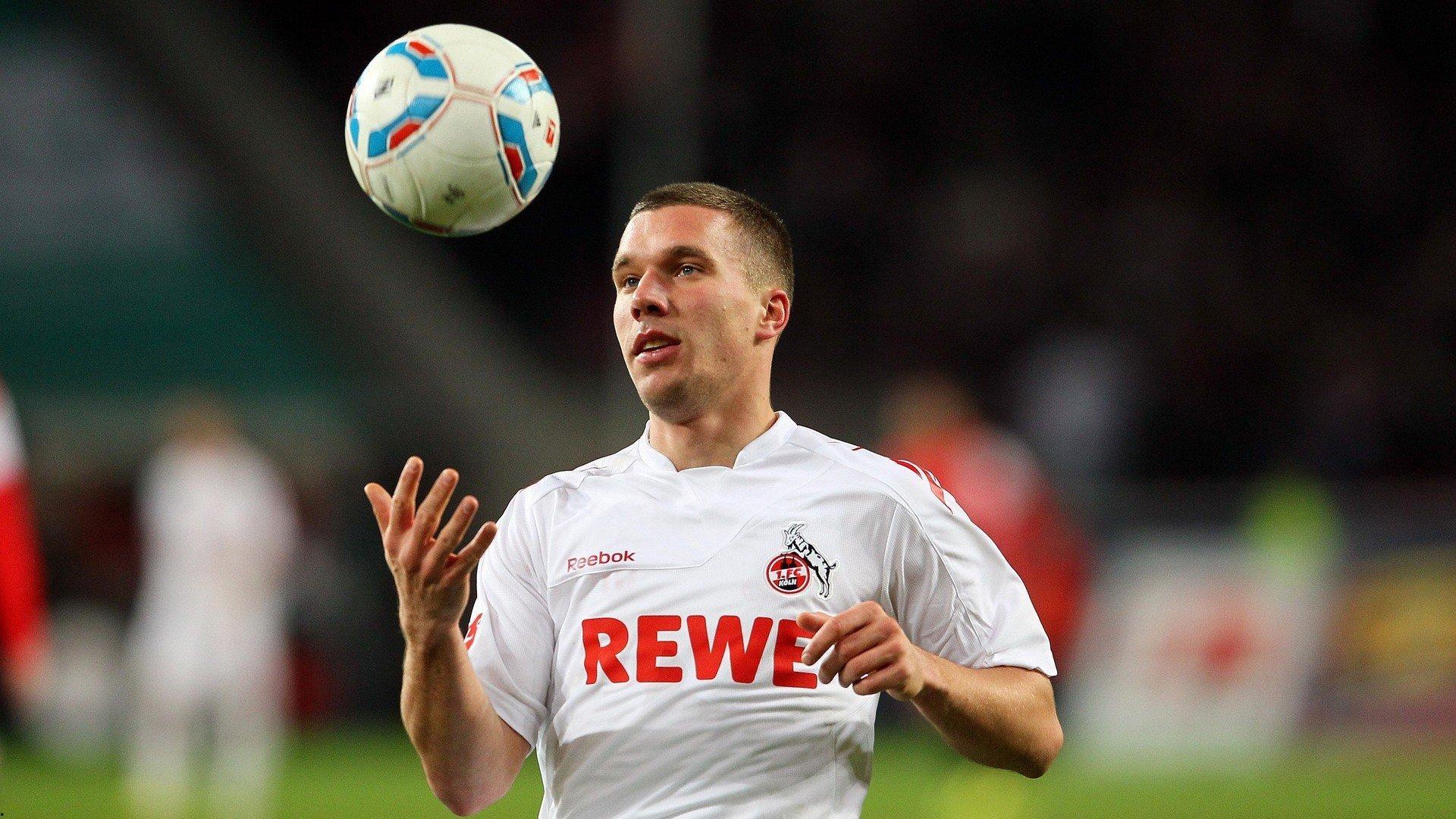 英媒曝梅努陷世界杯席位焦虑 热刺纽卡夏窗竞逐引关注